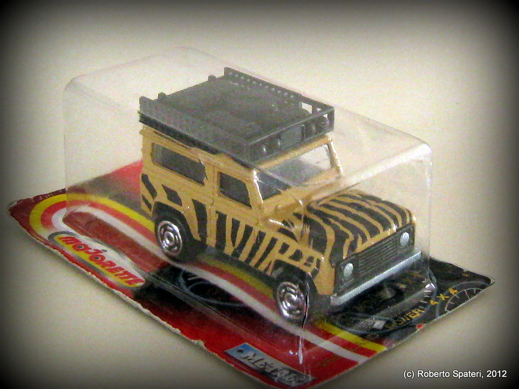 Majorette Land Rover Defender (n.266)